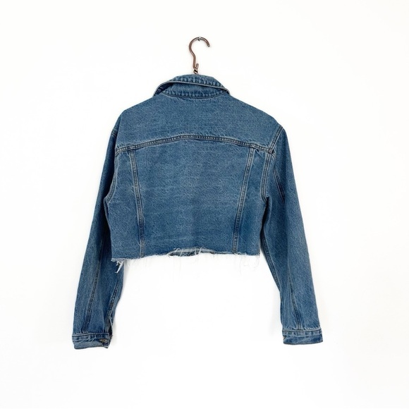 Brandy Melville John Galt Jacket Womens Small Denim Trucker Cropped Raw Hem - Picture 4 of 4